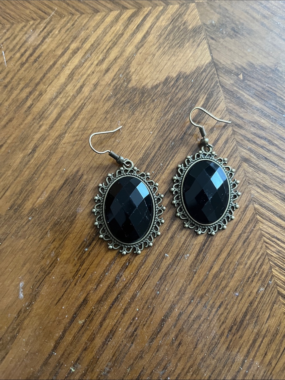 Black Oval Filigree Drop Earrings - Unbranded